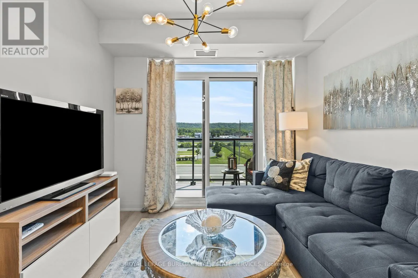 312 - 385 WINSTON ROAD