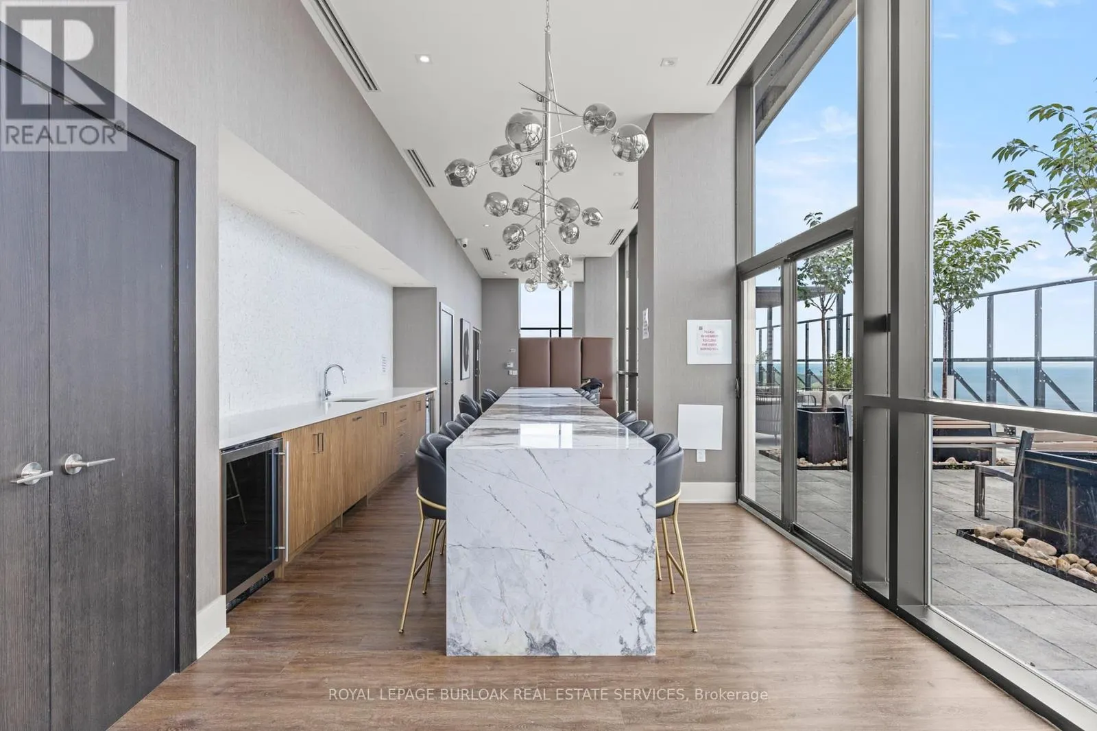 312 - 385 WINSTON ROAD