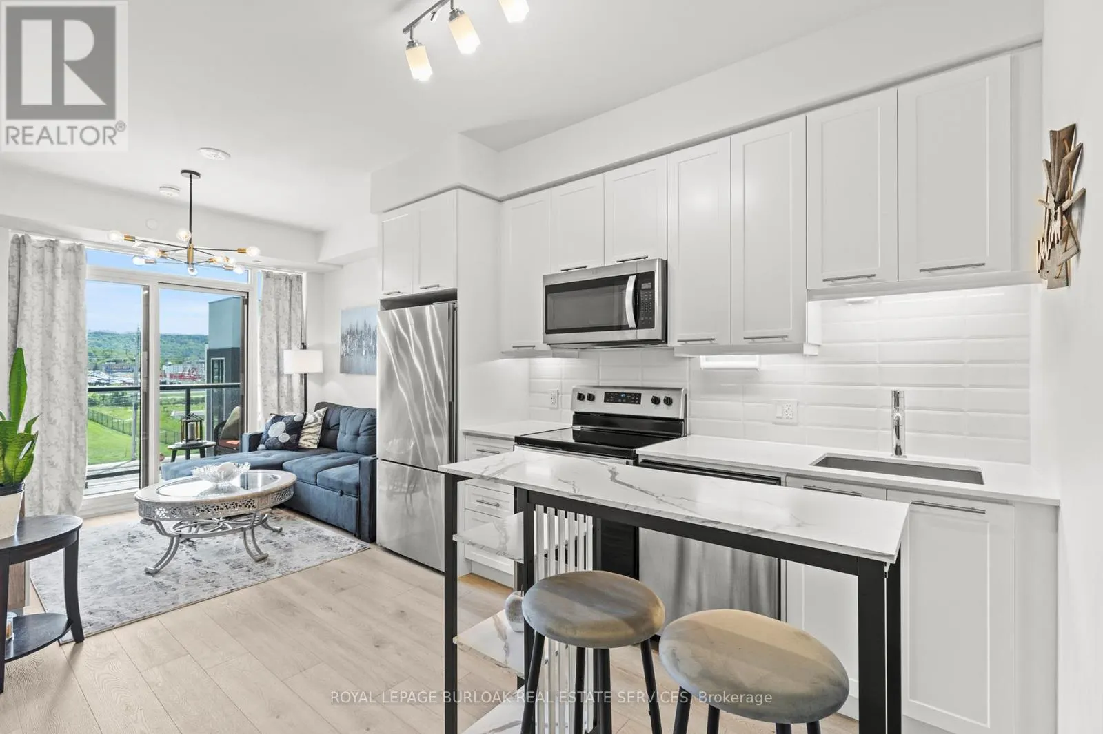 312 - 385 WINSTON ROAD