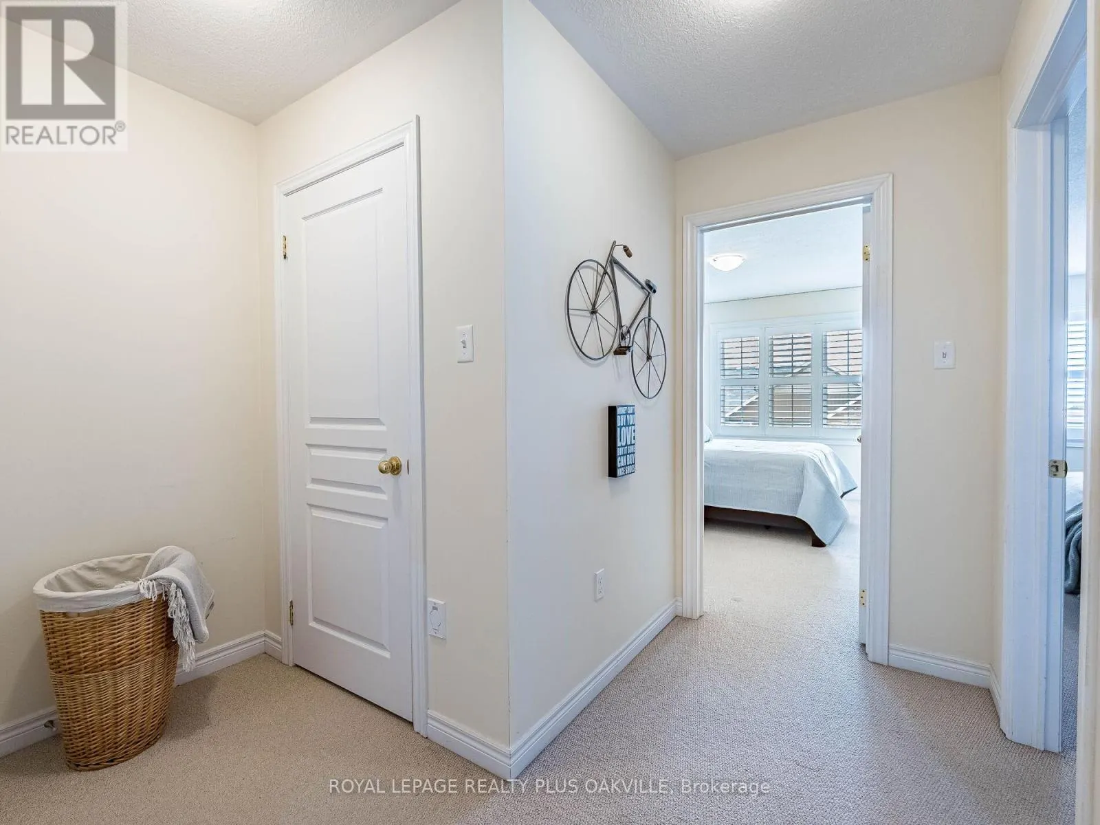 12 - 54 NISBET BOULEVARD