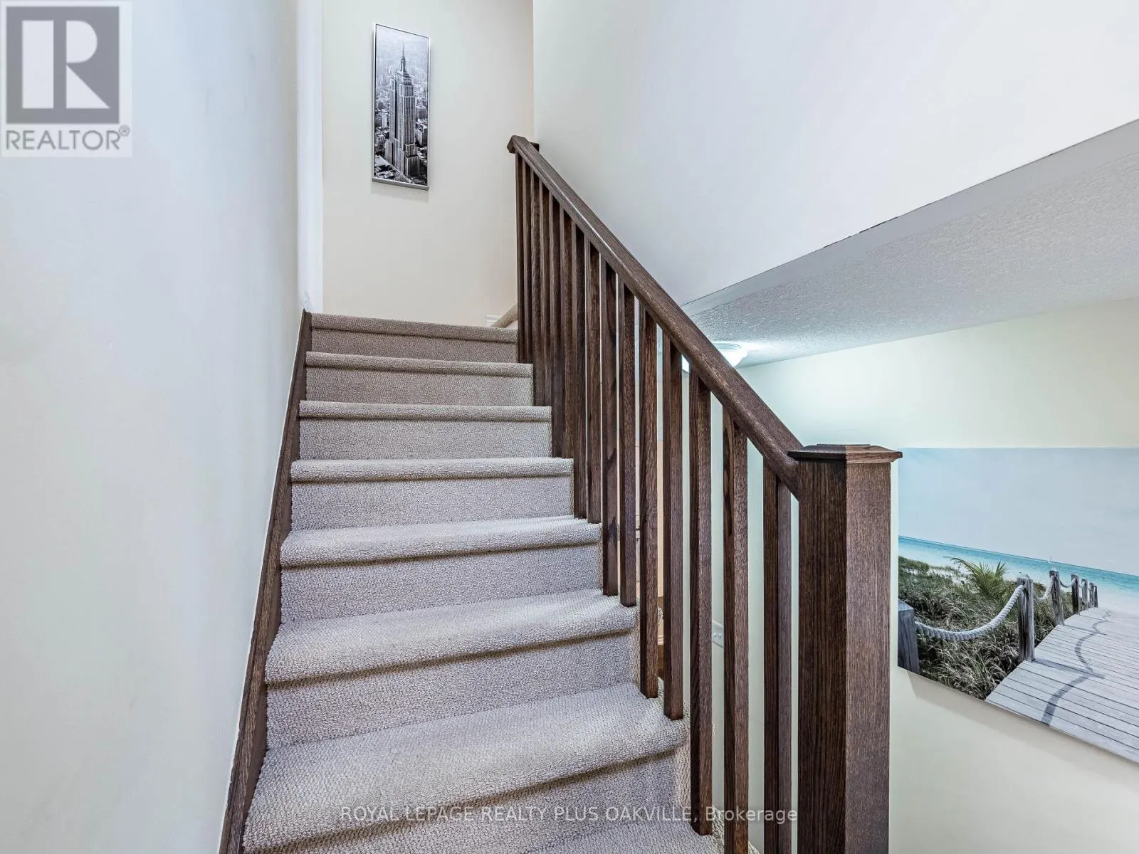 12 - 54 NISBET BOULEVARD