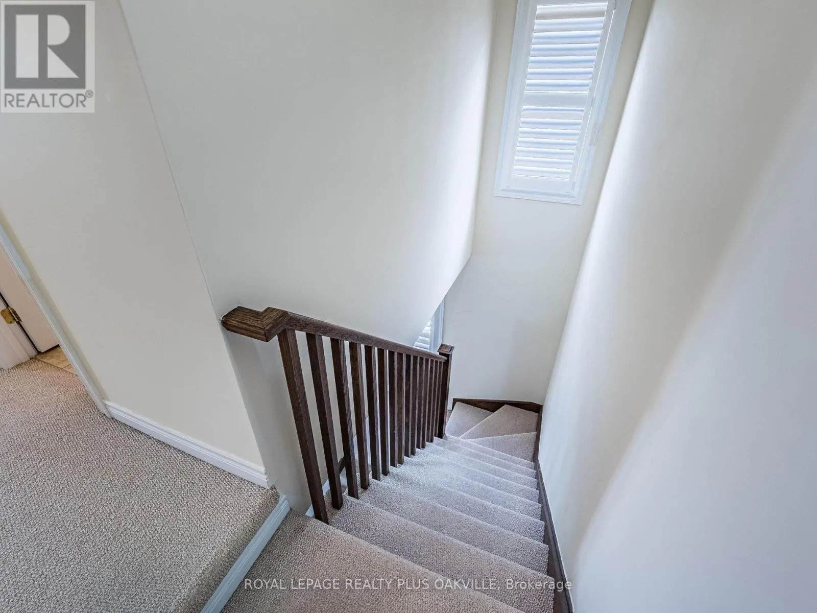 12 - 54 NISBET BOULEVARD