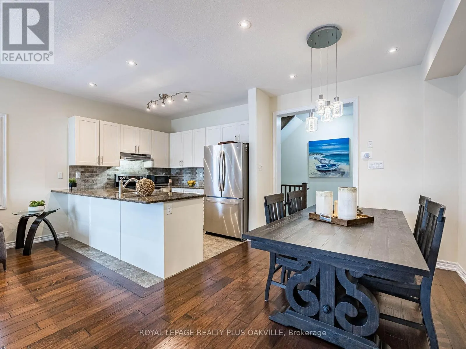 12 - 54 NISBET BOULEVARD