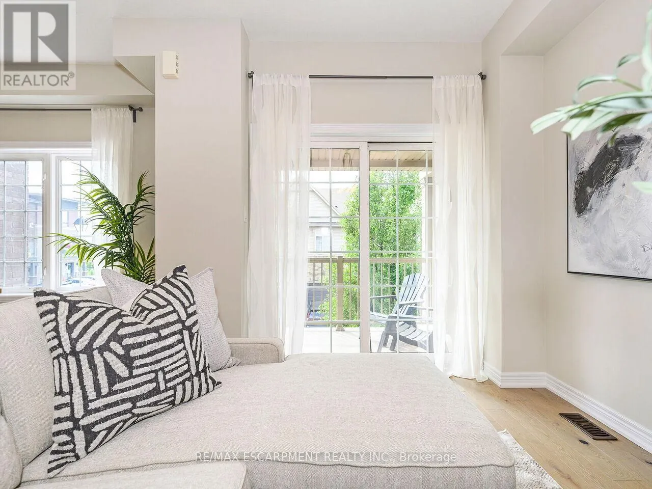 84 - 515 WINSTON ROAD