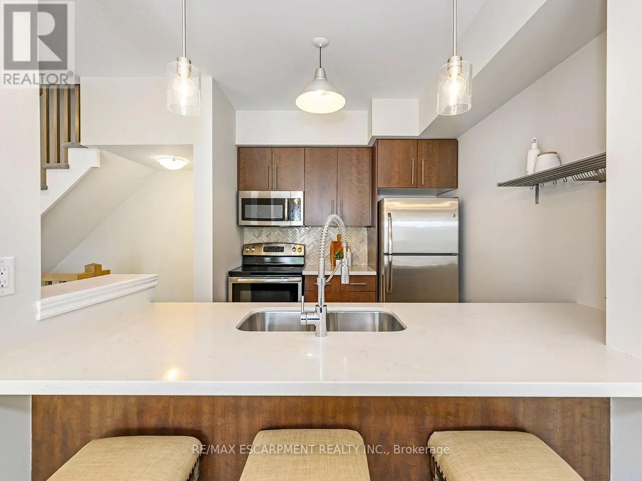 84 - 515 WINSTON ROAD
