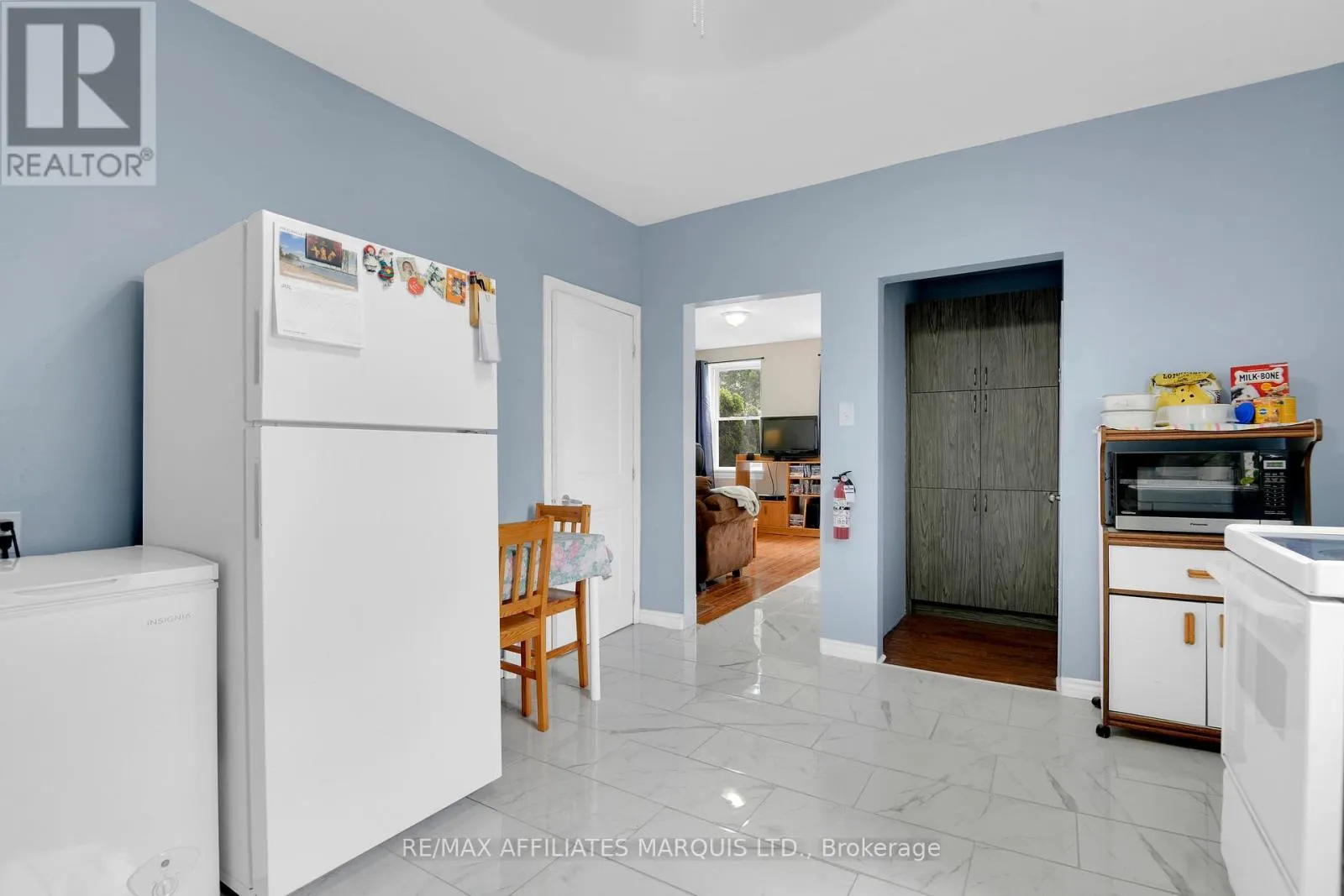 337 SIXTH STREET E