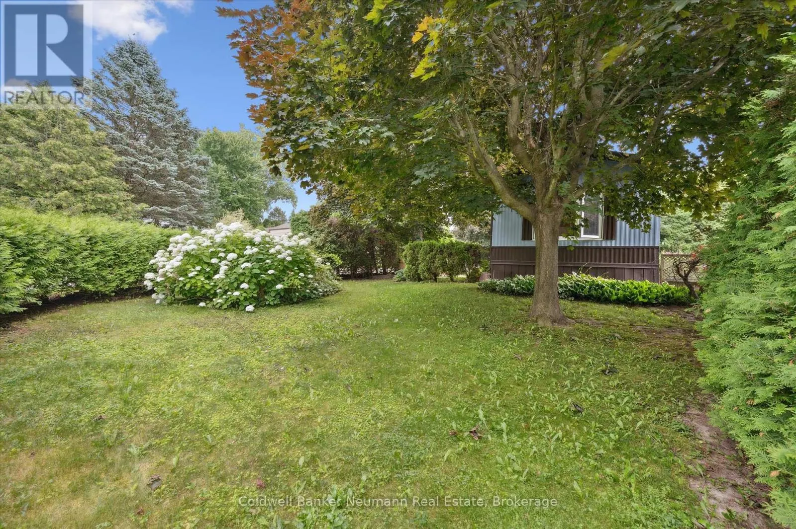 93 MAPLE - 1294 CONCESSION 8 ROAD W, #93 Maple
