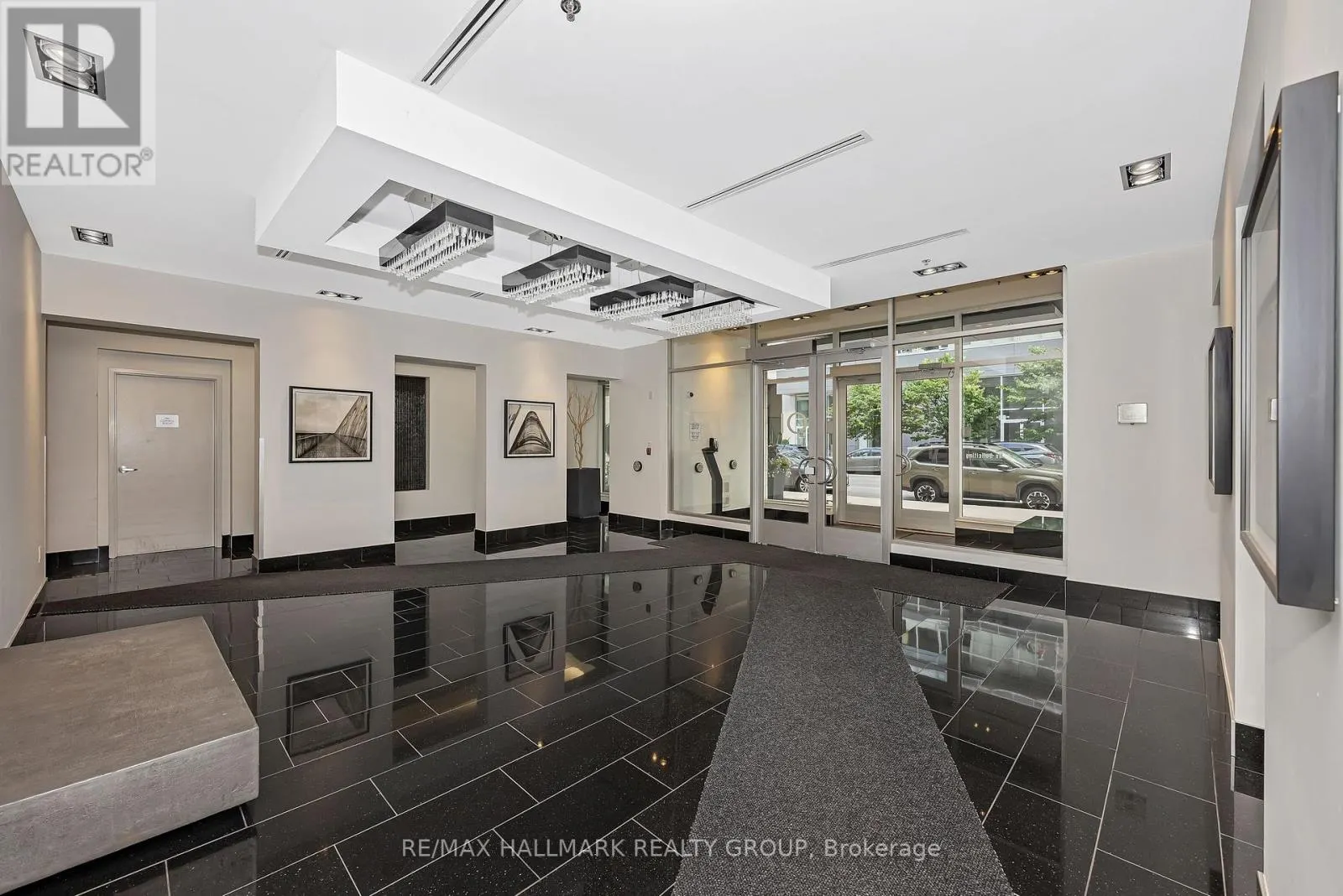308 - 101 RICHMOND ROAD