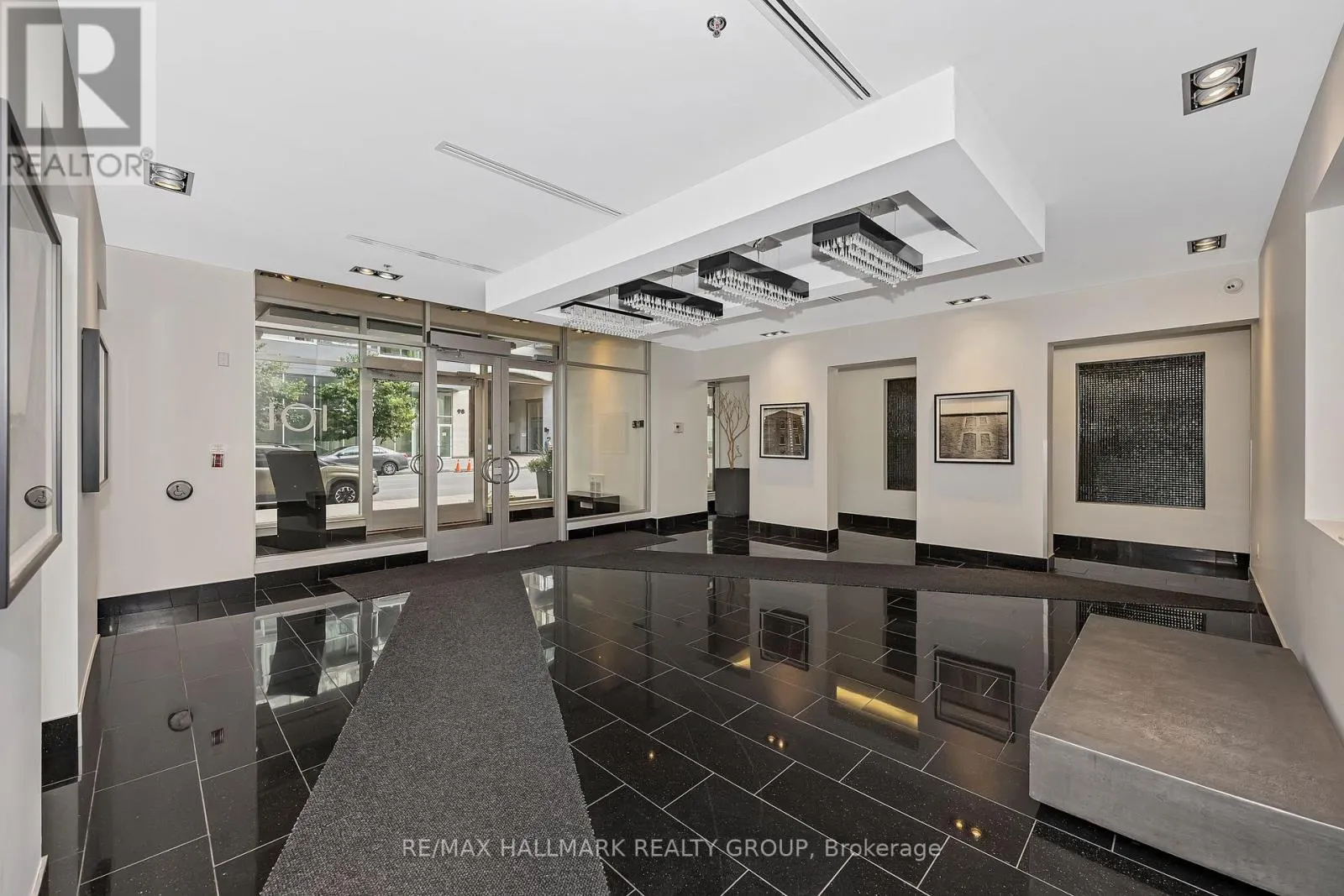 308 - 101 RICHMOND ROAD