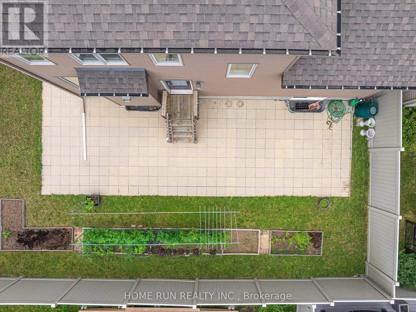 940 GUINNESS CRESCENT