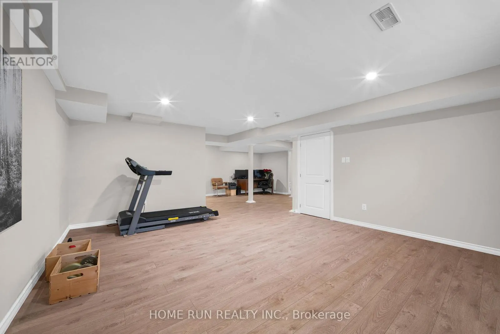 940 GUINNESS CRESCENT