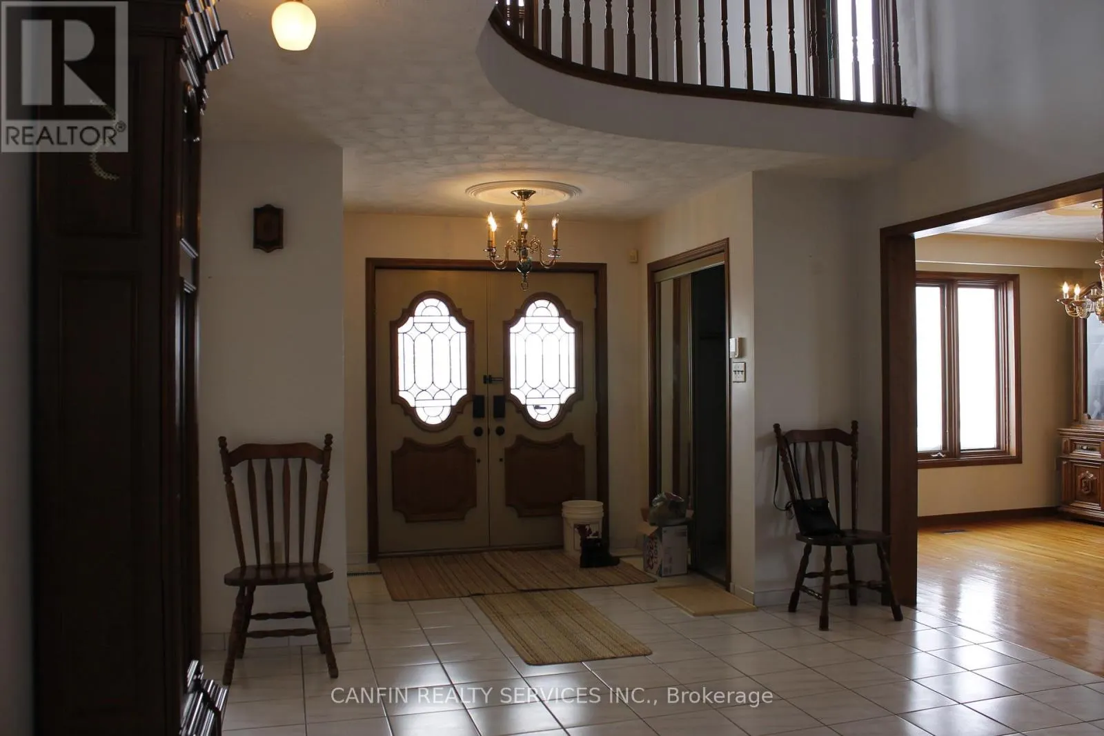 39 CORINTHIAN DRIVE