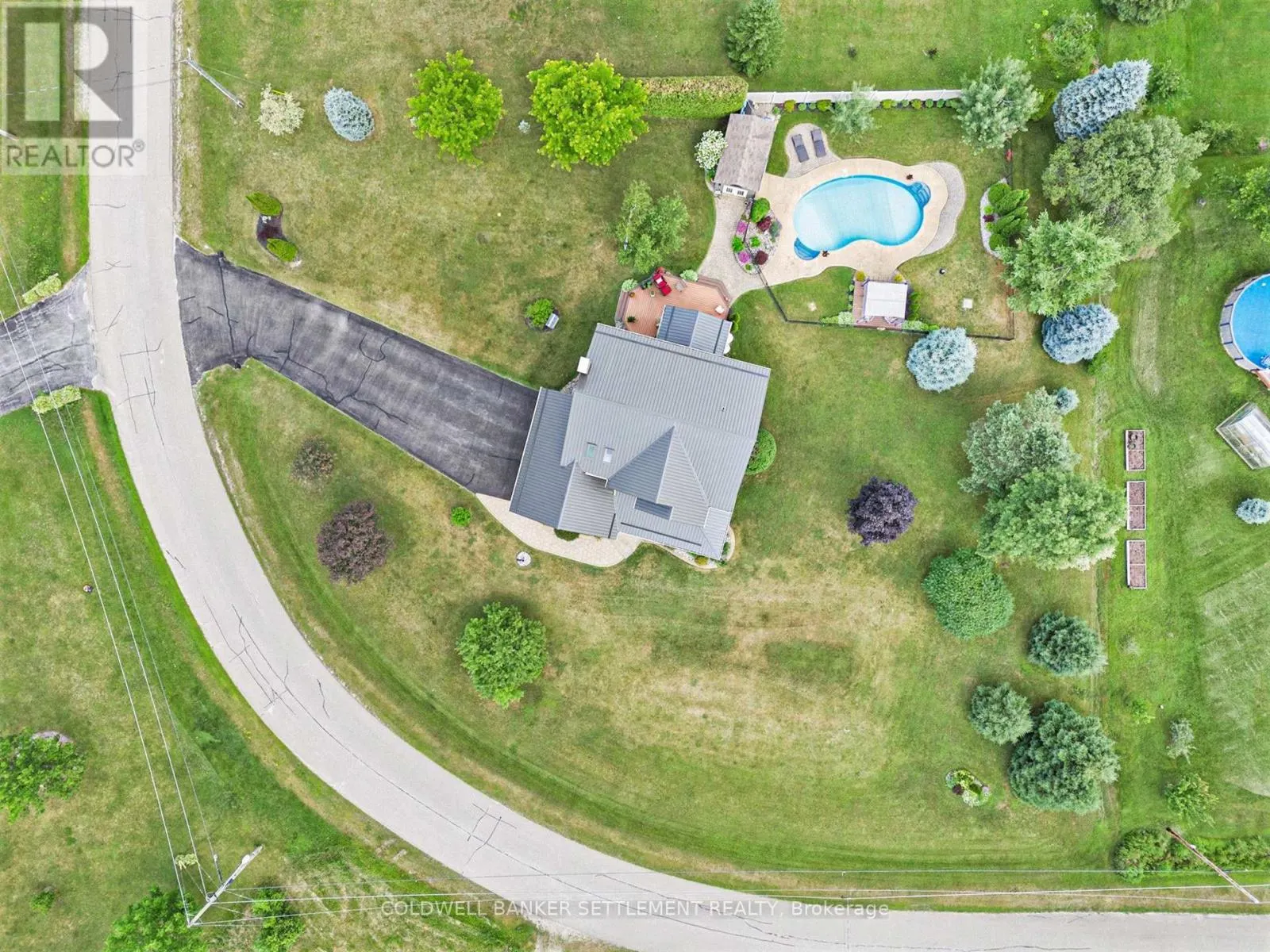 31 TUDOR CIRCLE