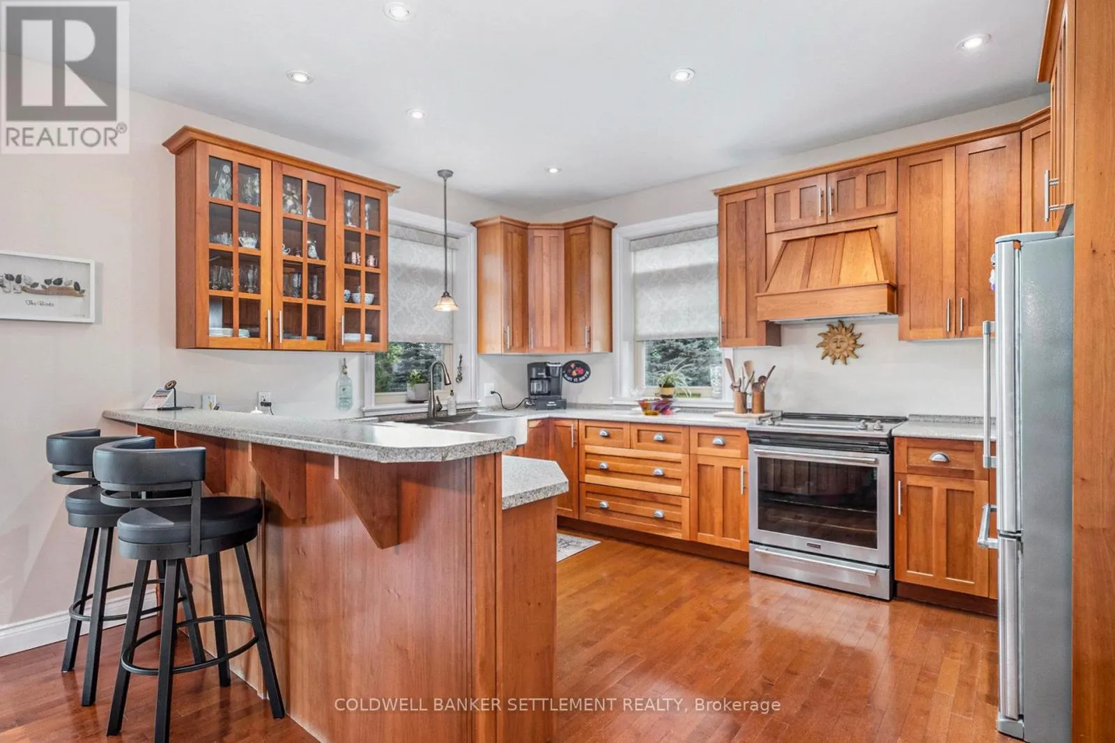 31 TUDOR CIRCLE