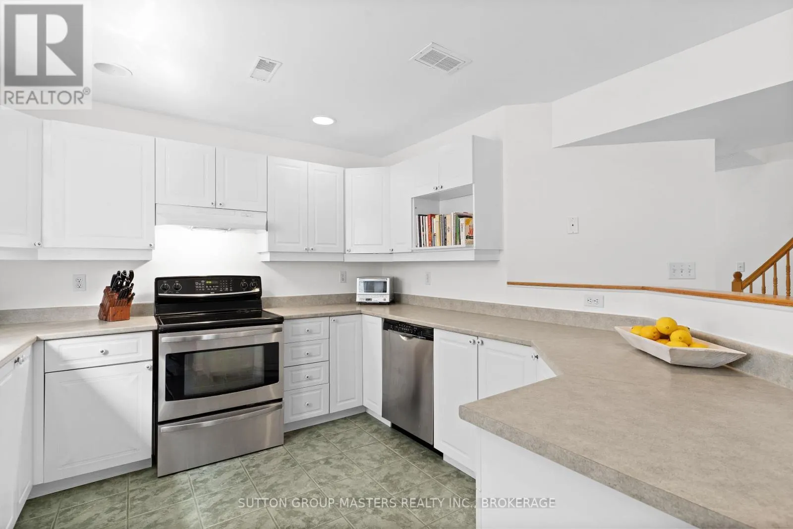 122 SIR JOHN JOHNSON DRIVE