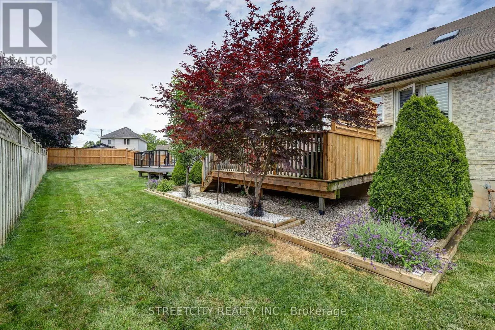 6 - 20 WINDMERE PLACE, #6