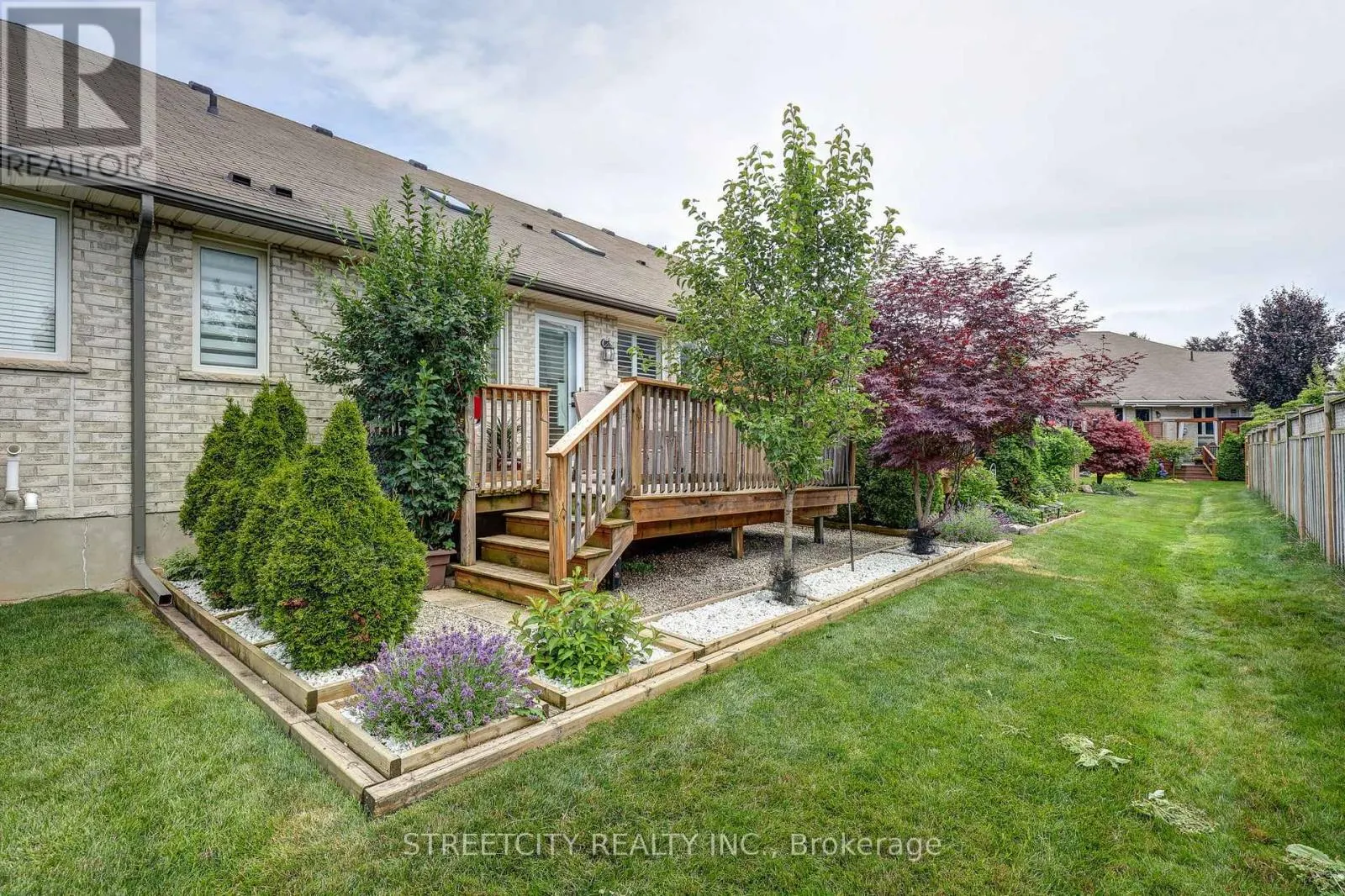 6 - 20 WINDMERE PLACE, #6