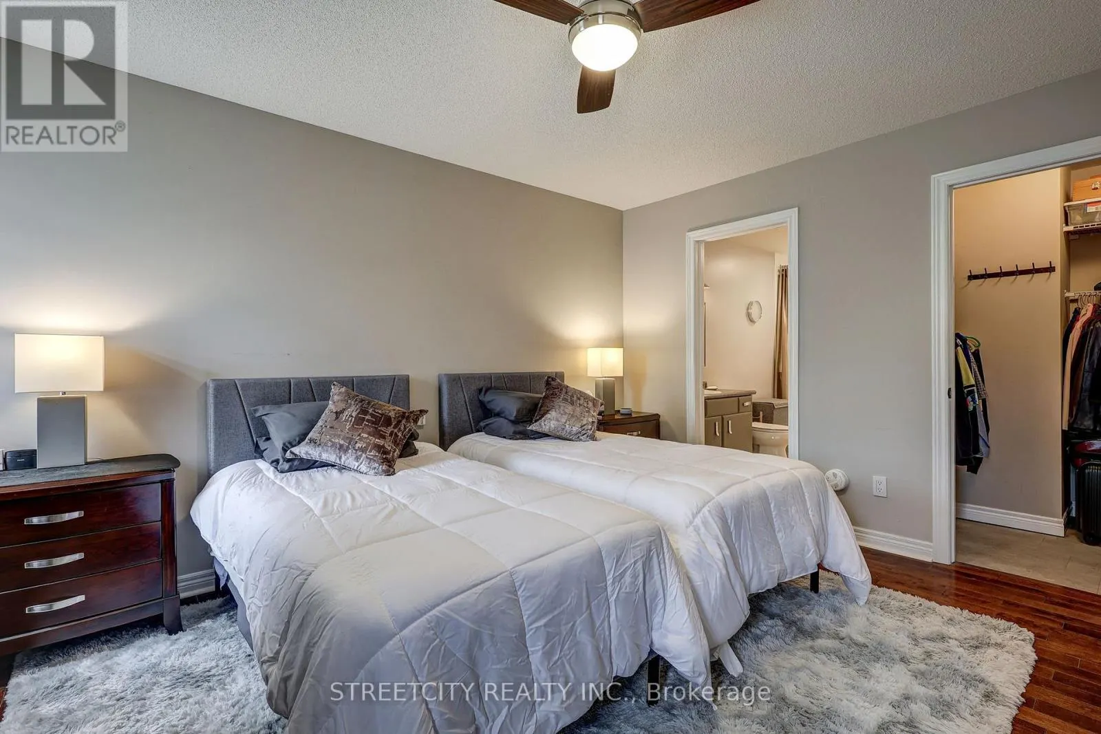 6 - 20 WINDMERE PLACE, #6