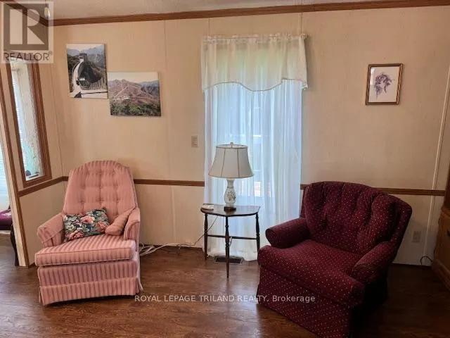 10 - 200 AGNES STREET, #10