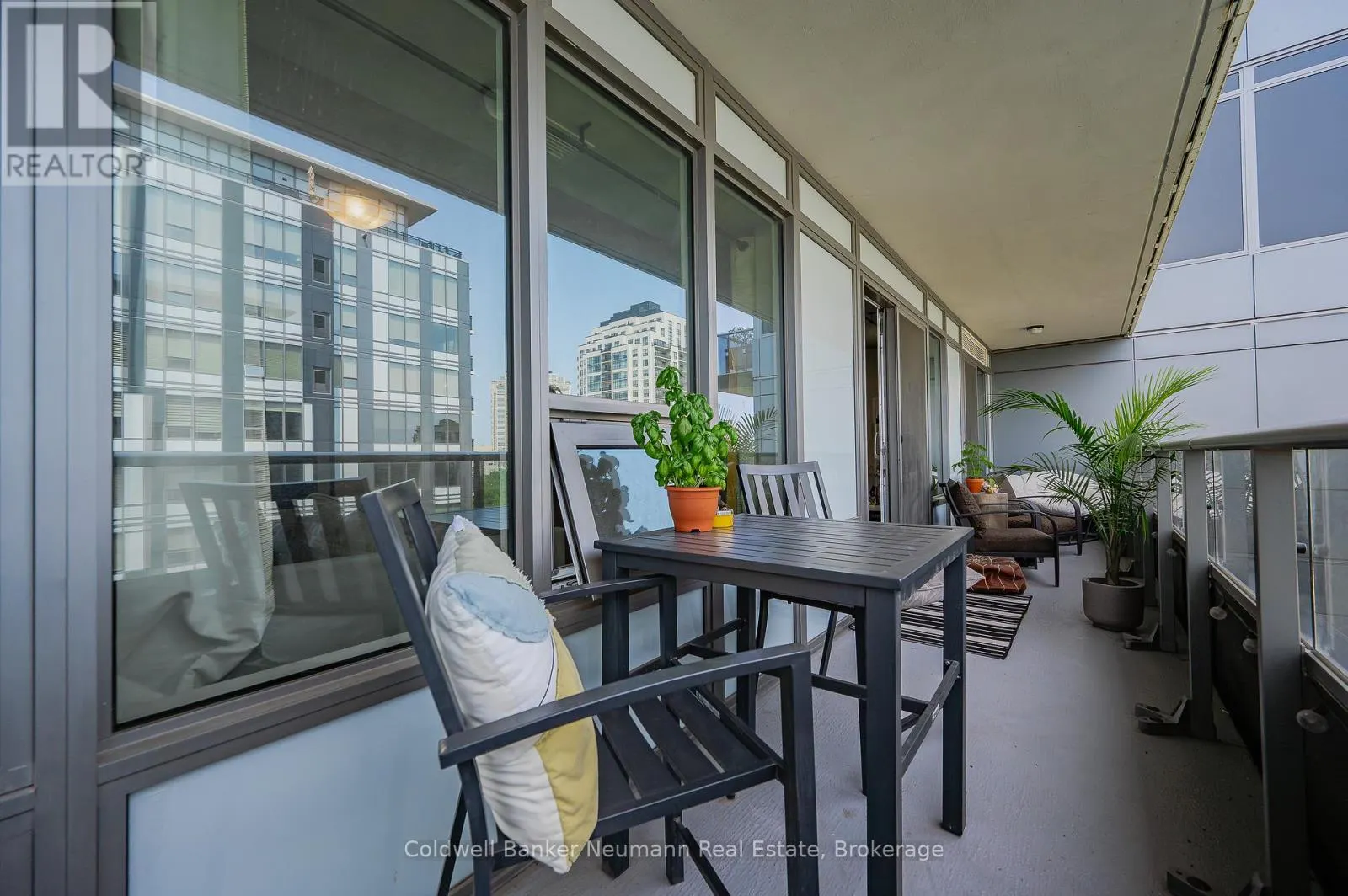 612 - 73 ARTHUR STREET, #612