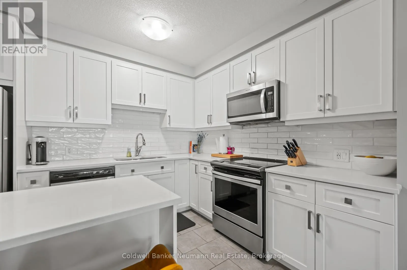 612 - 73 ARTHUR STREET, #612
