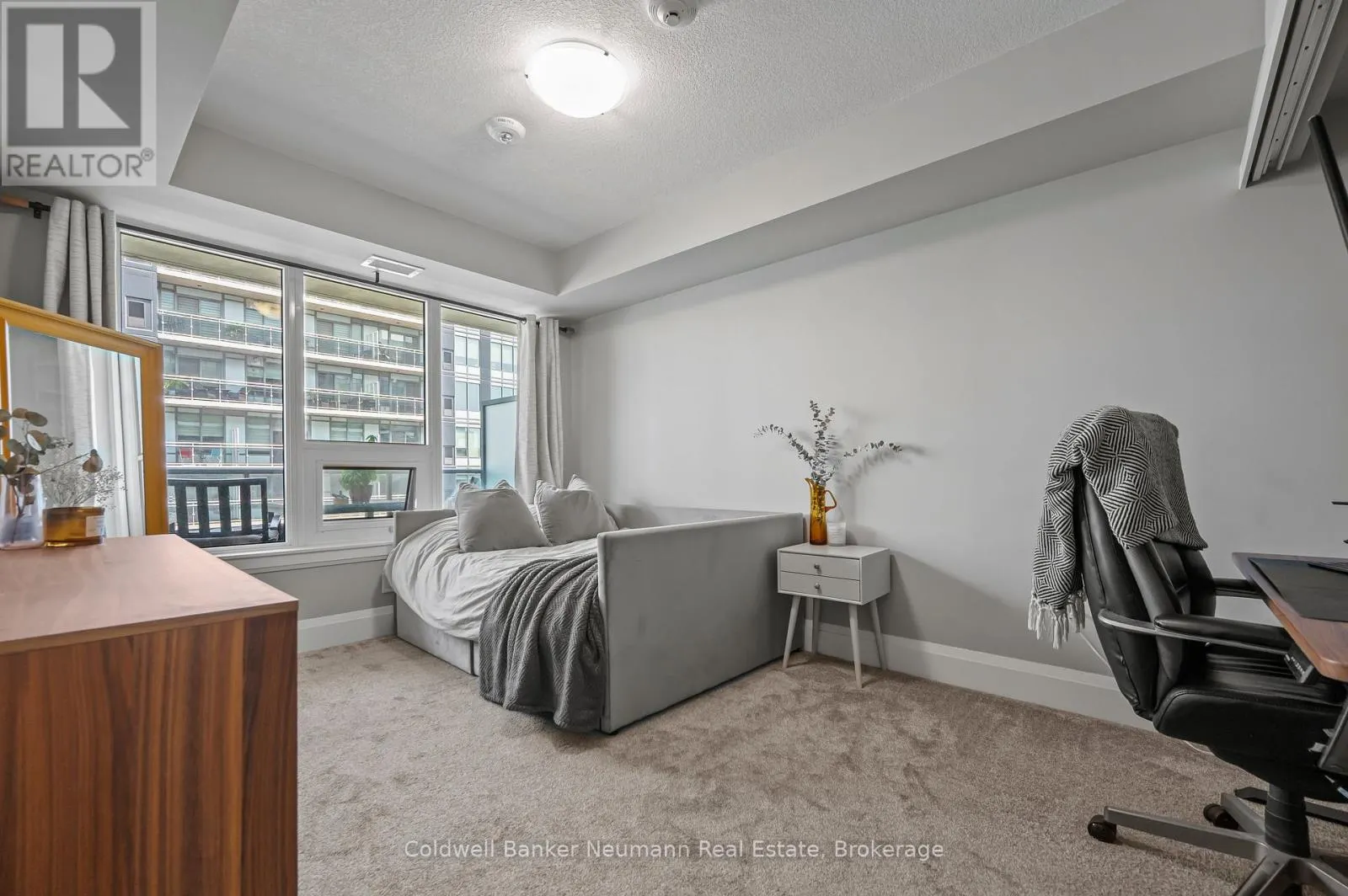 612 - 73 ARTHUR STREET, #612
