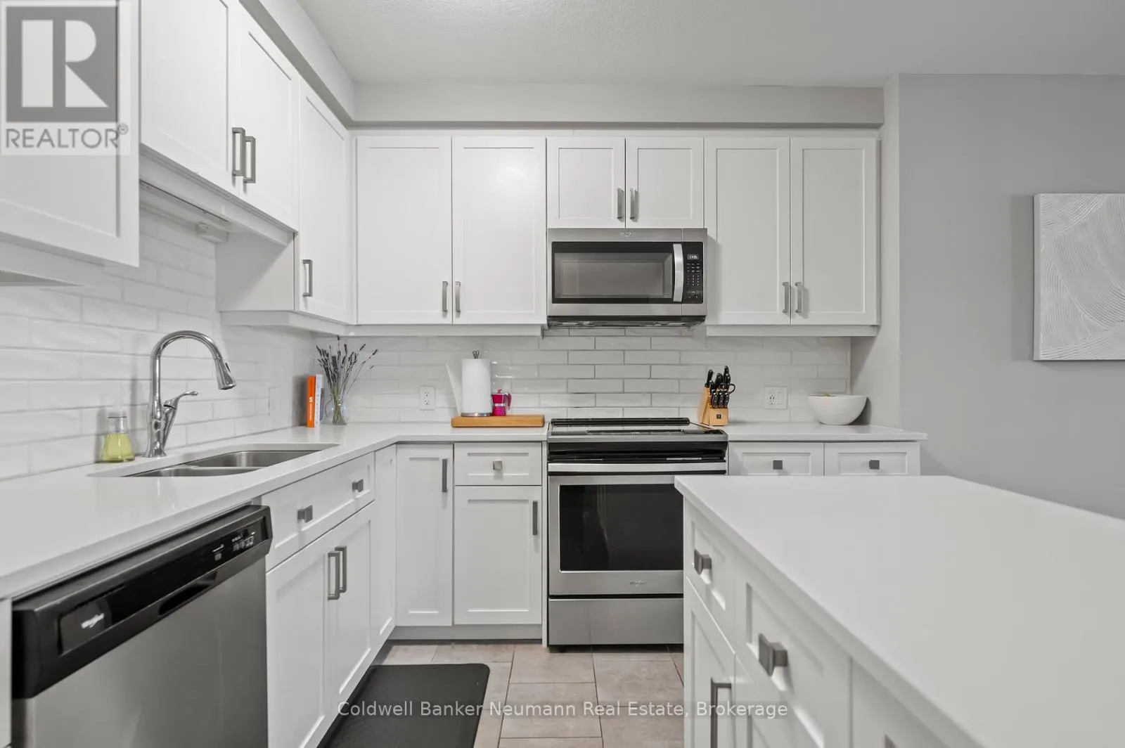 612 - 73 ARTHUR STREET, #612