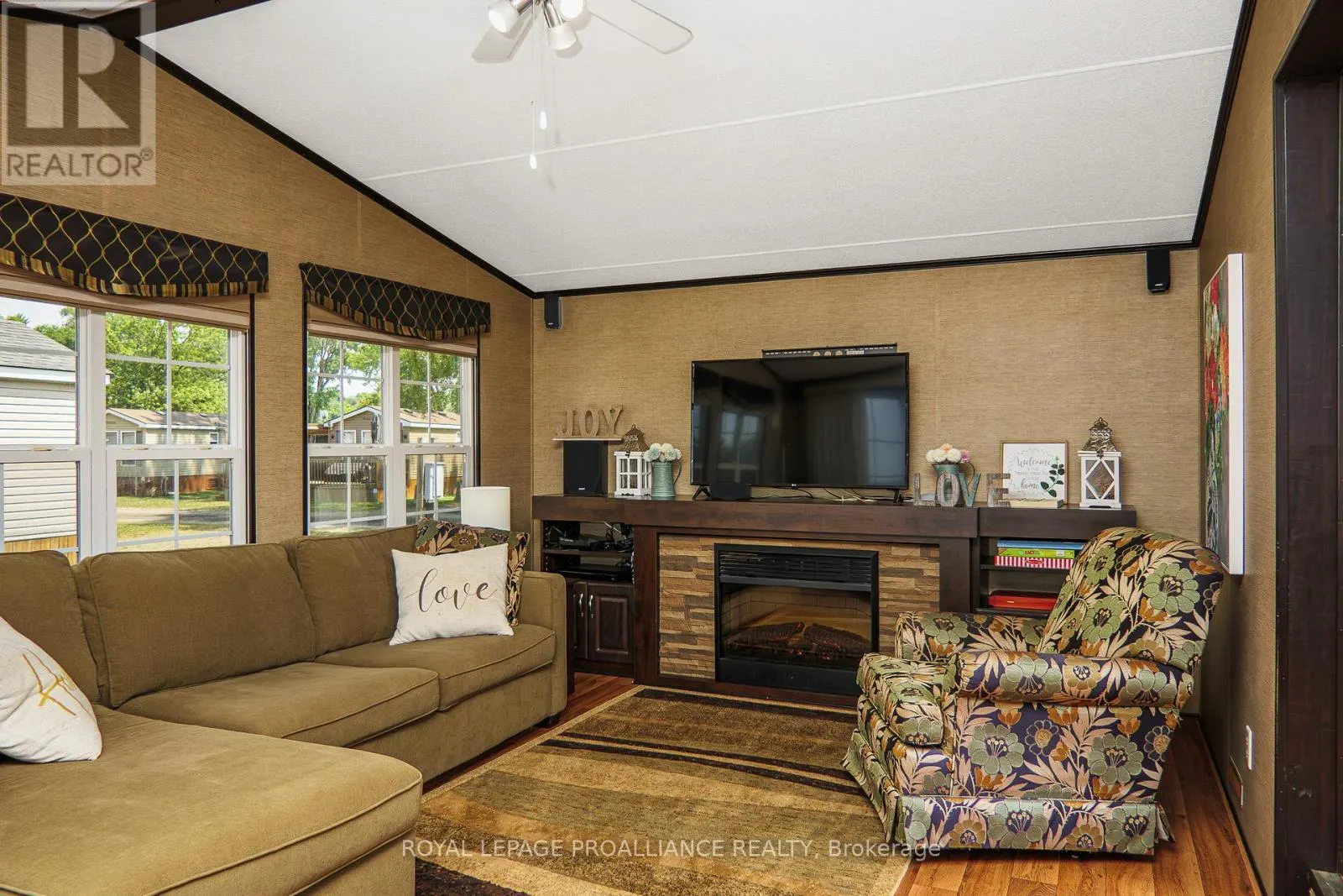 13 BEACH VIEW LANE - 486 COUNTY ROAD 18