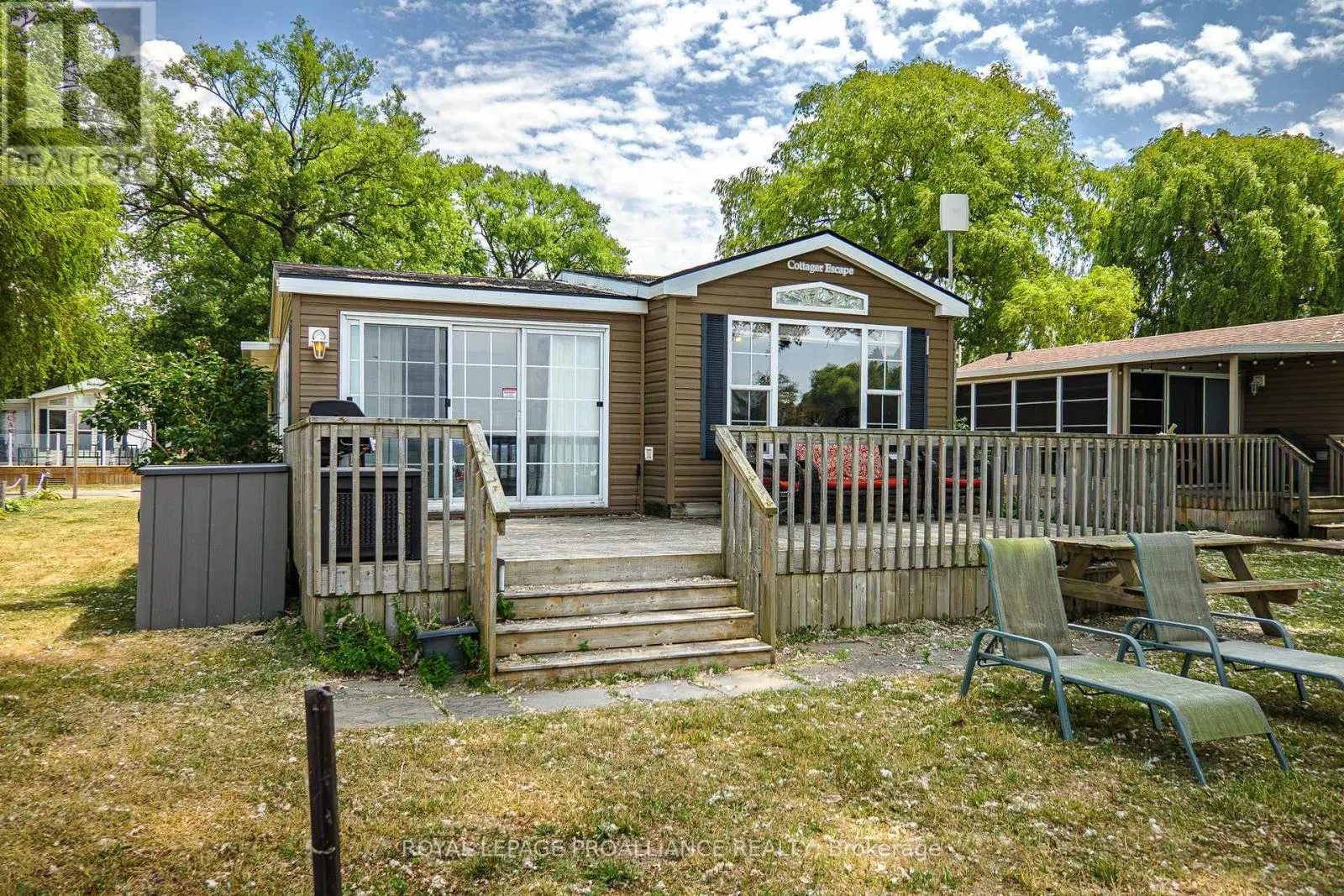 13 BEACH VIEW LANE - 486 COUNTY ROAD 18
