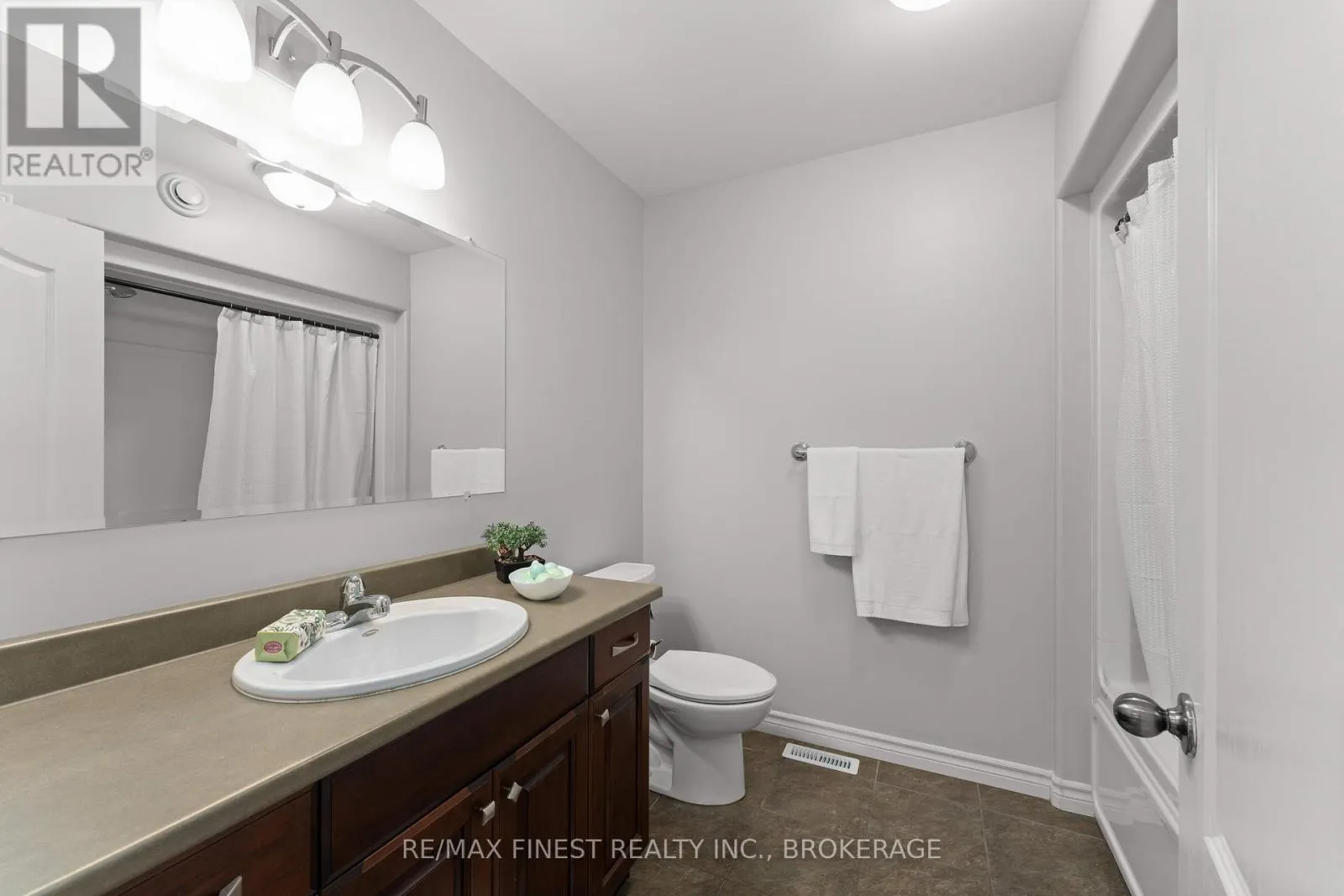 40 CHERRYWOOD PARKWAY