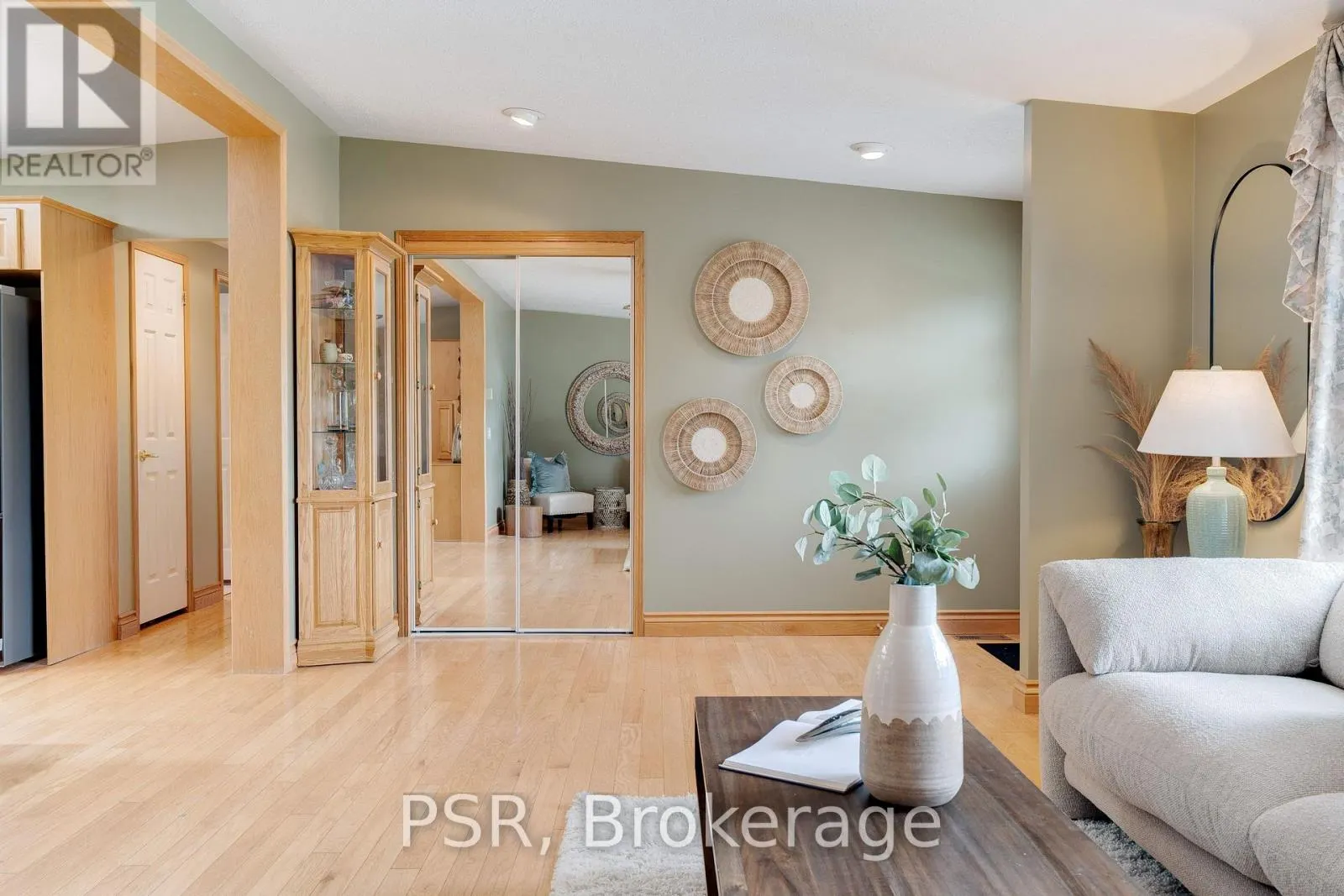 48 LAKESHORE DRIVE