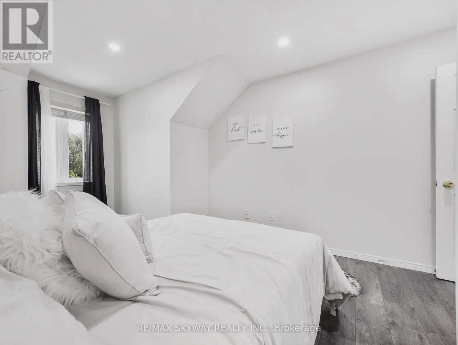 40 STOWE TERRACE