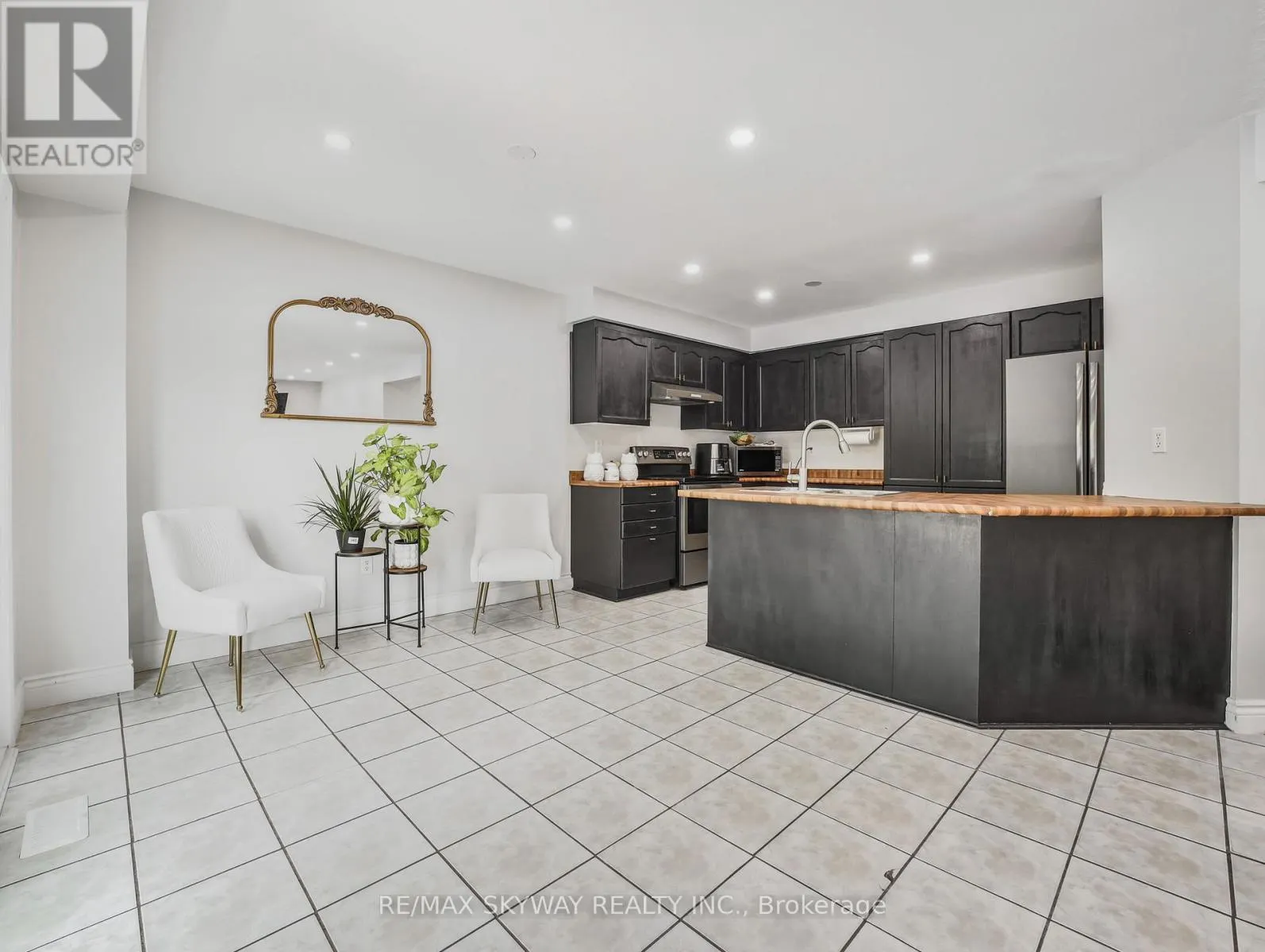 40 STOWE TERRACE