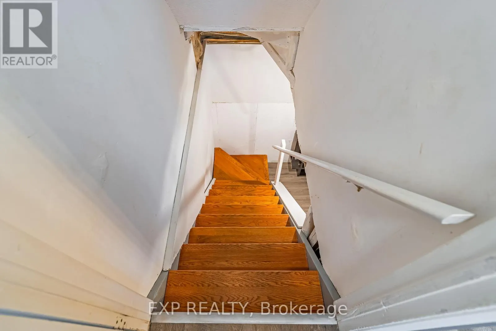 117 - 3136 STOCKTON DRIVE