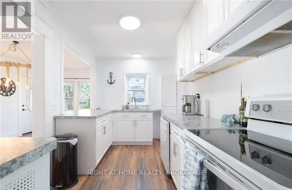 129 FOREST AVENUE
