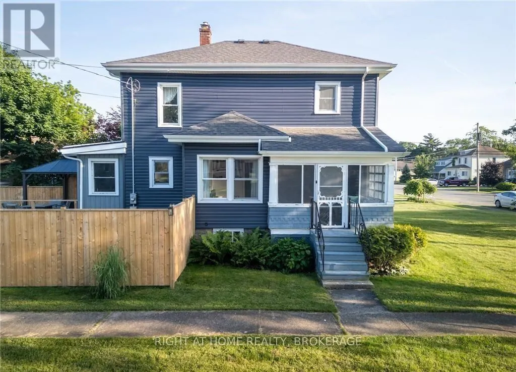 129 FOREST AVENUE