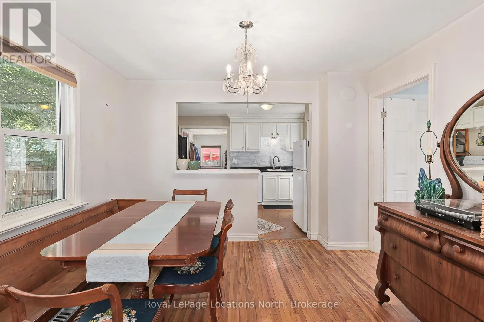 113 BRUCE STREET S