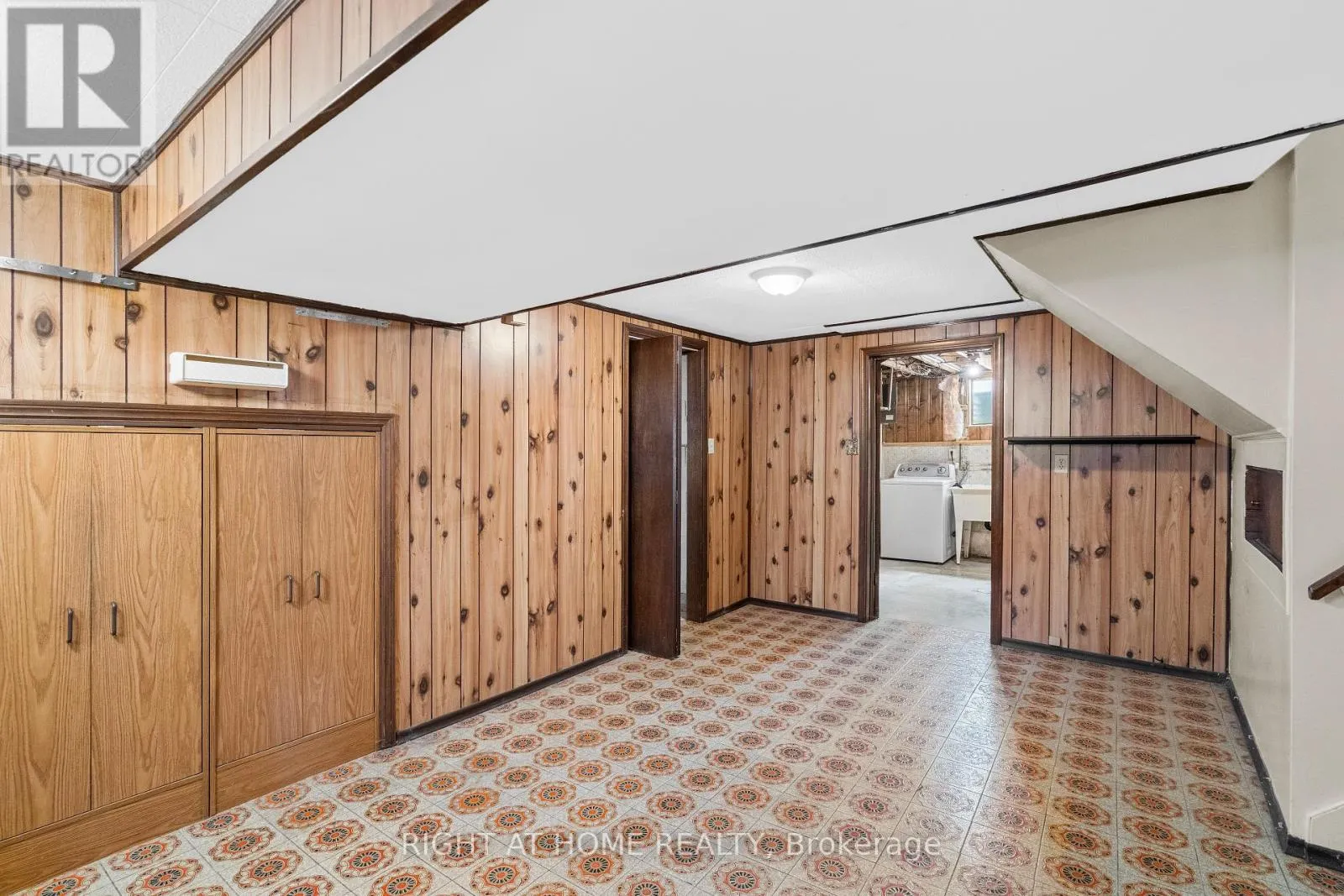 662 WEST 5TH STREET