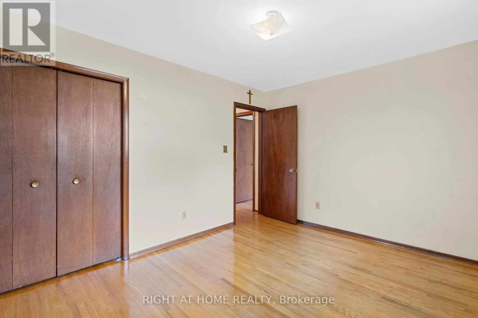 662 WEST 5TH STREET