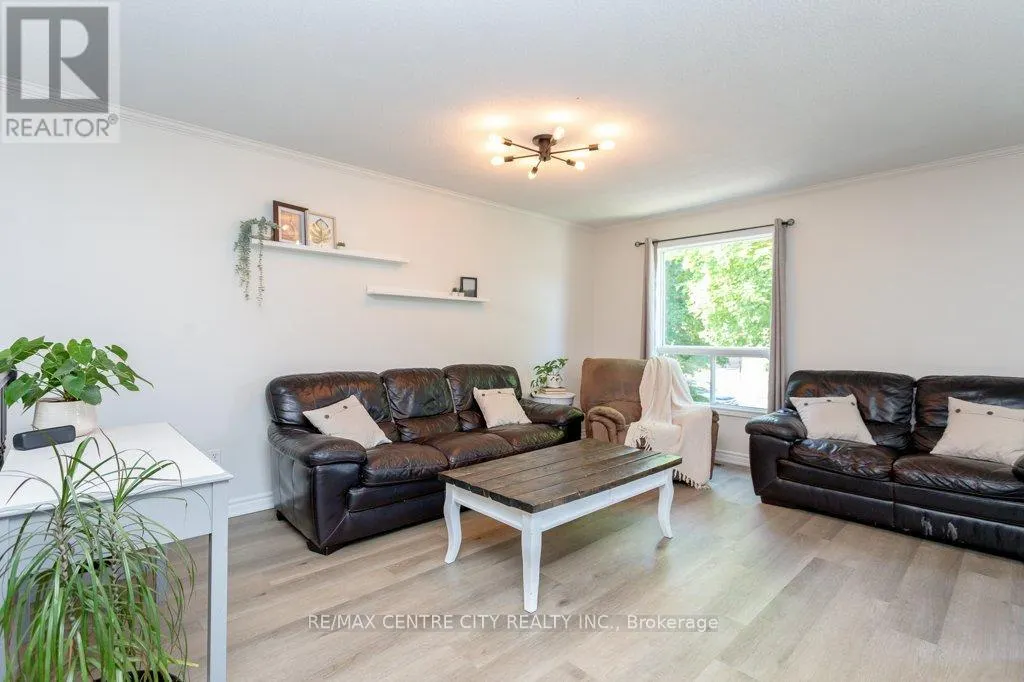 55 MELANIE DRIVE E