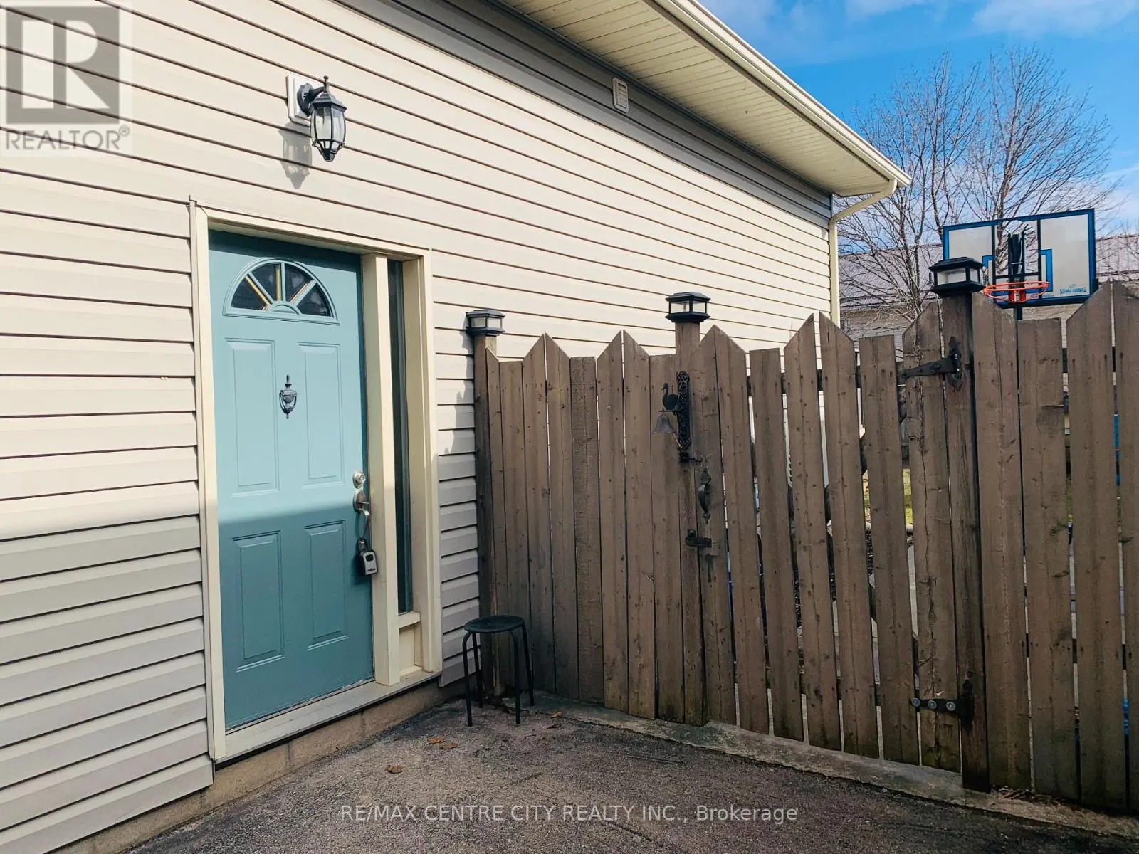 55 MELANIE DRIVE E