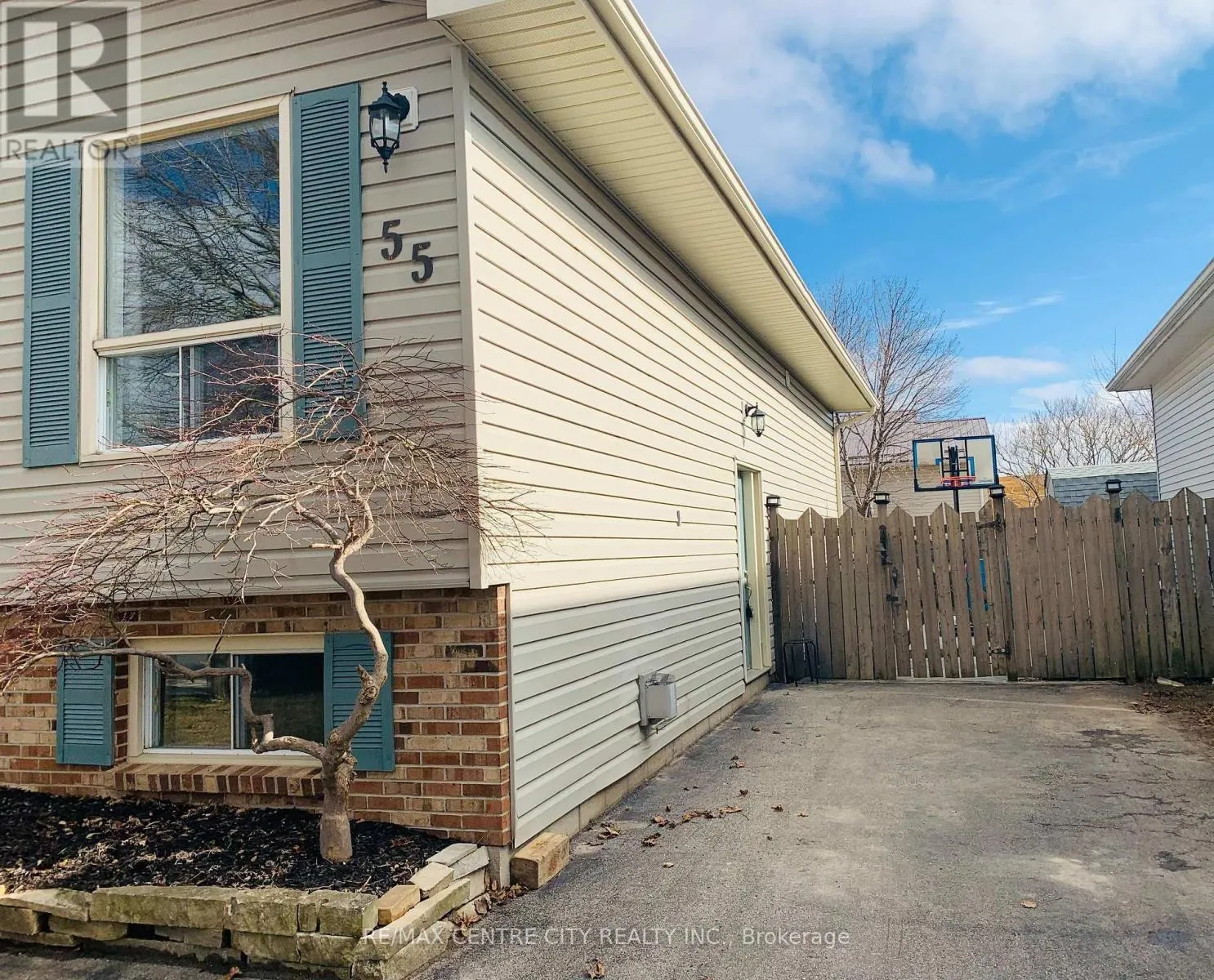 55 MELANIE DRIVE E