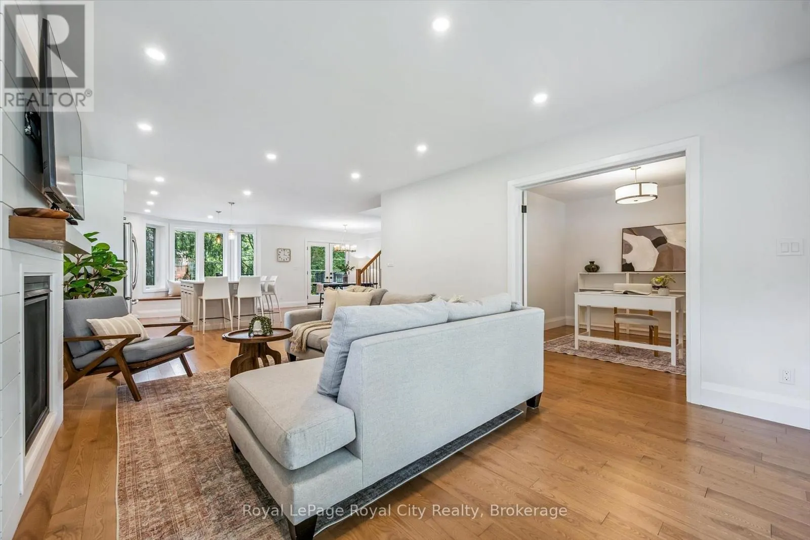 54 FORBES AVENUE