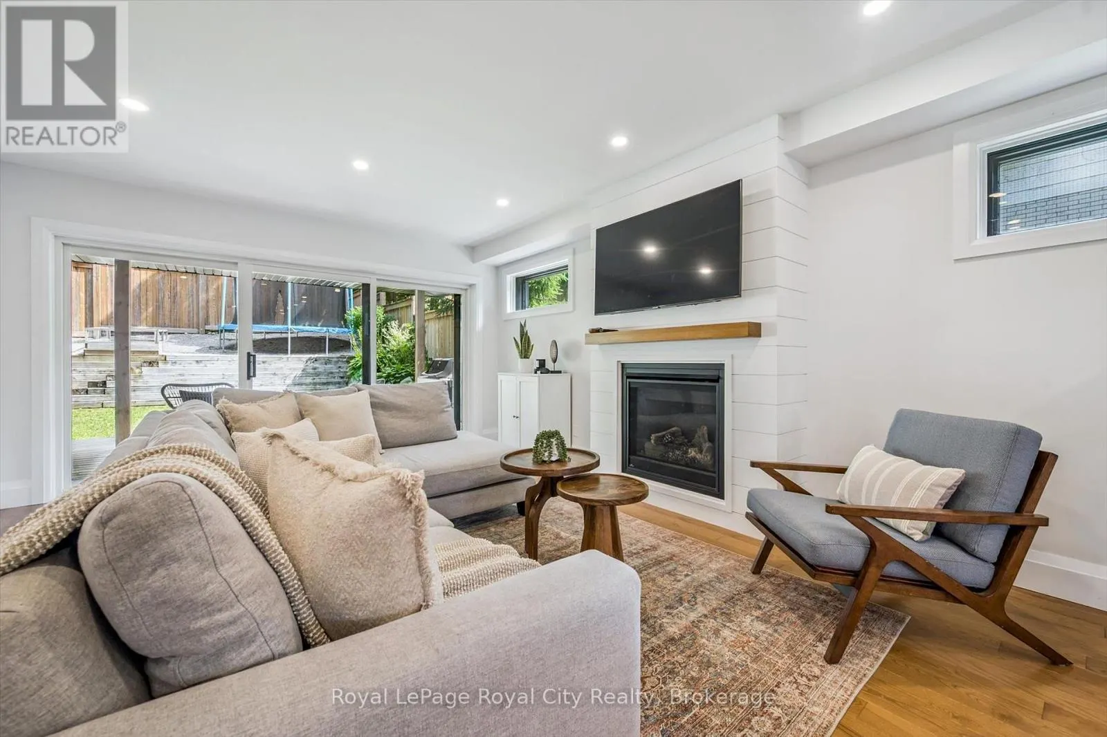 54 FORBES AVENUE