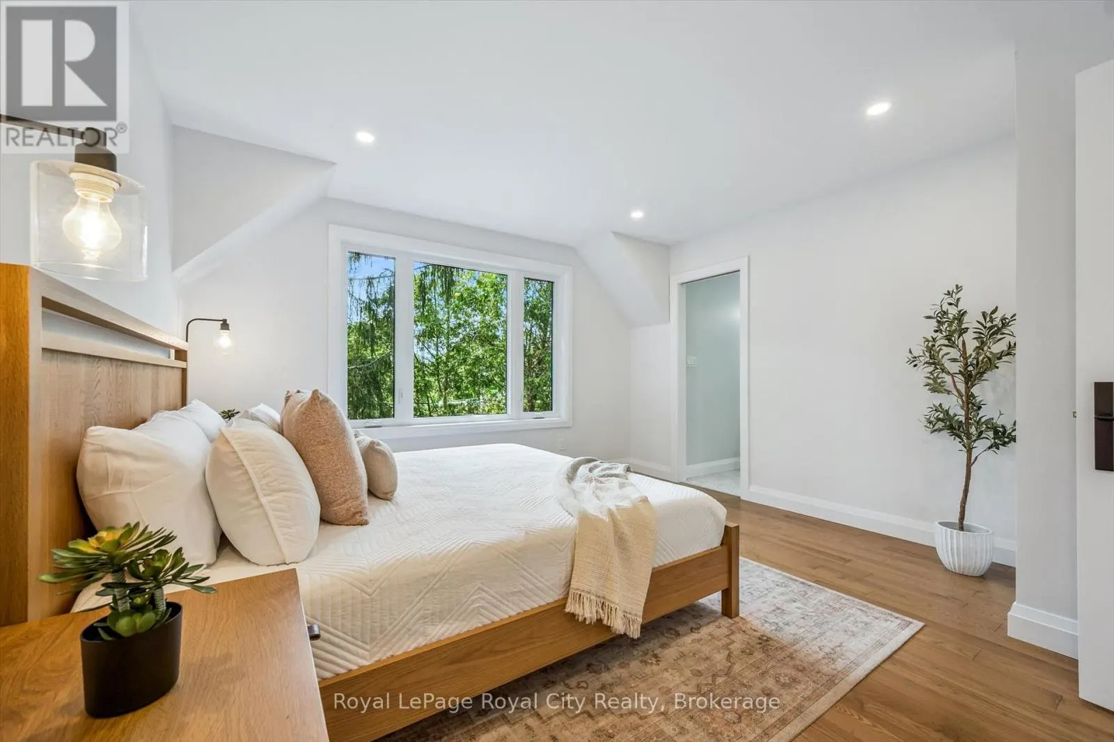 54 FORBES AVENUE