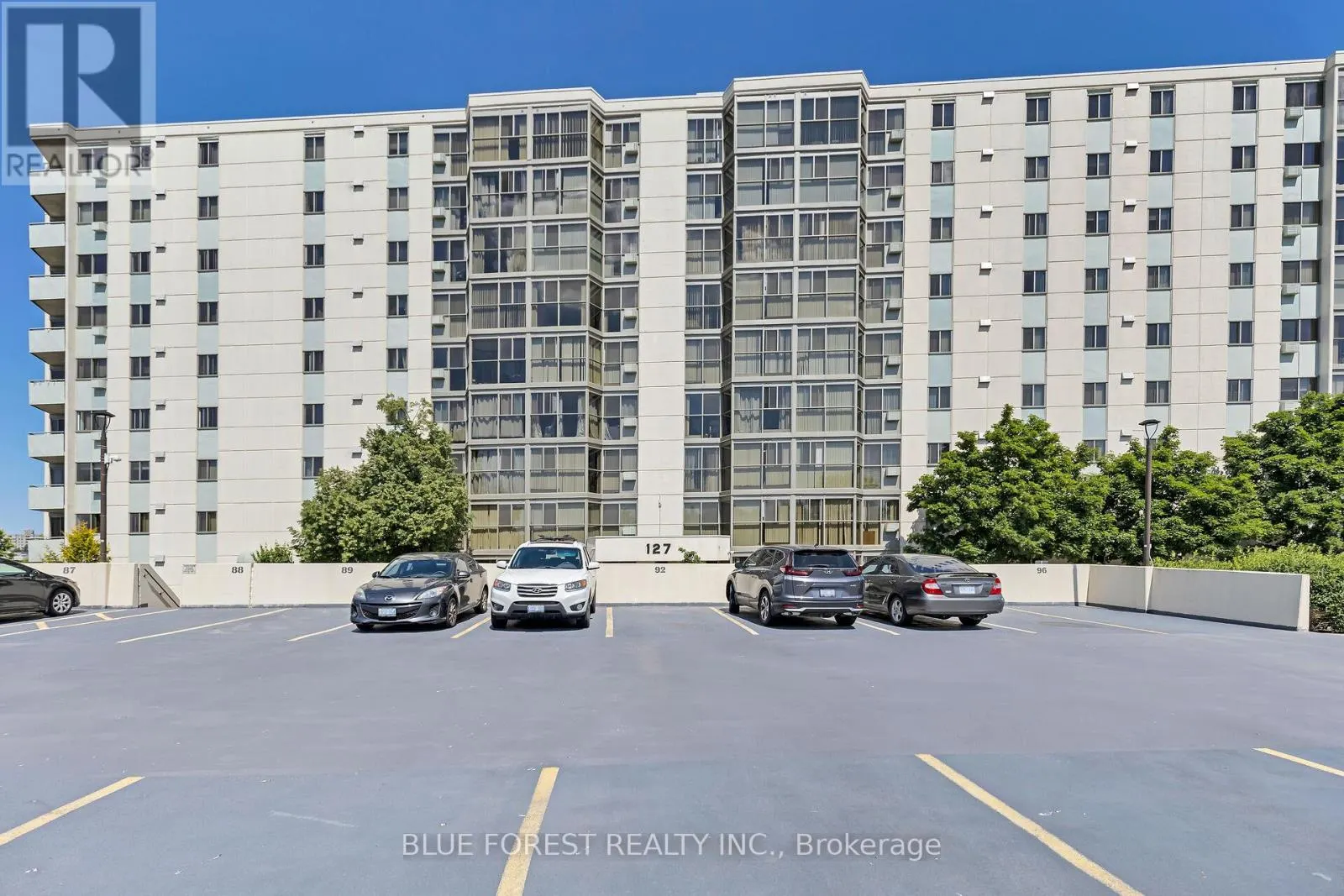 909 - 127 BELMONT DRIVE, #909