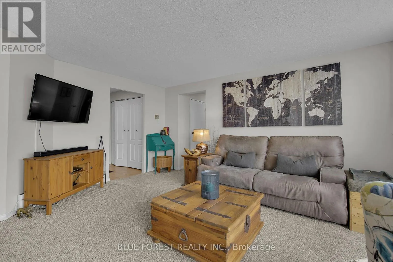 909 - 127 BELMONT DRIVE, #909