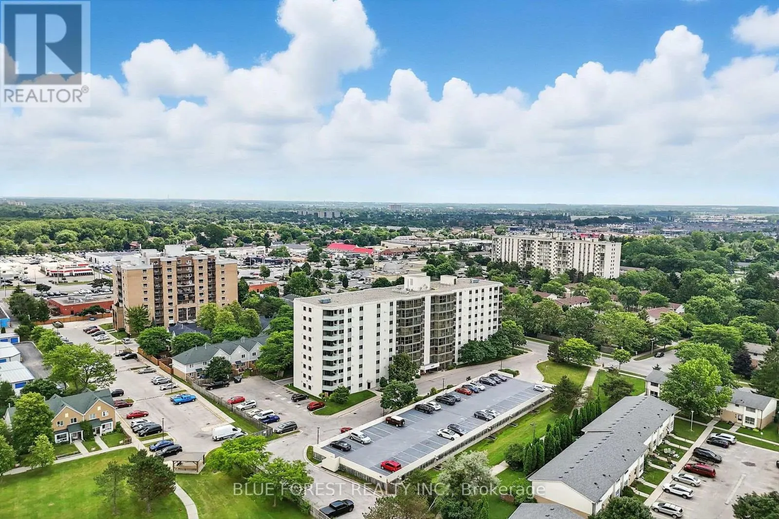 909 - 127 BELMONT DRIVE, #909