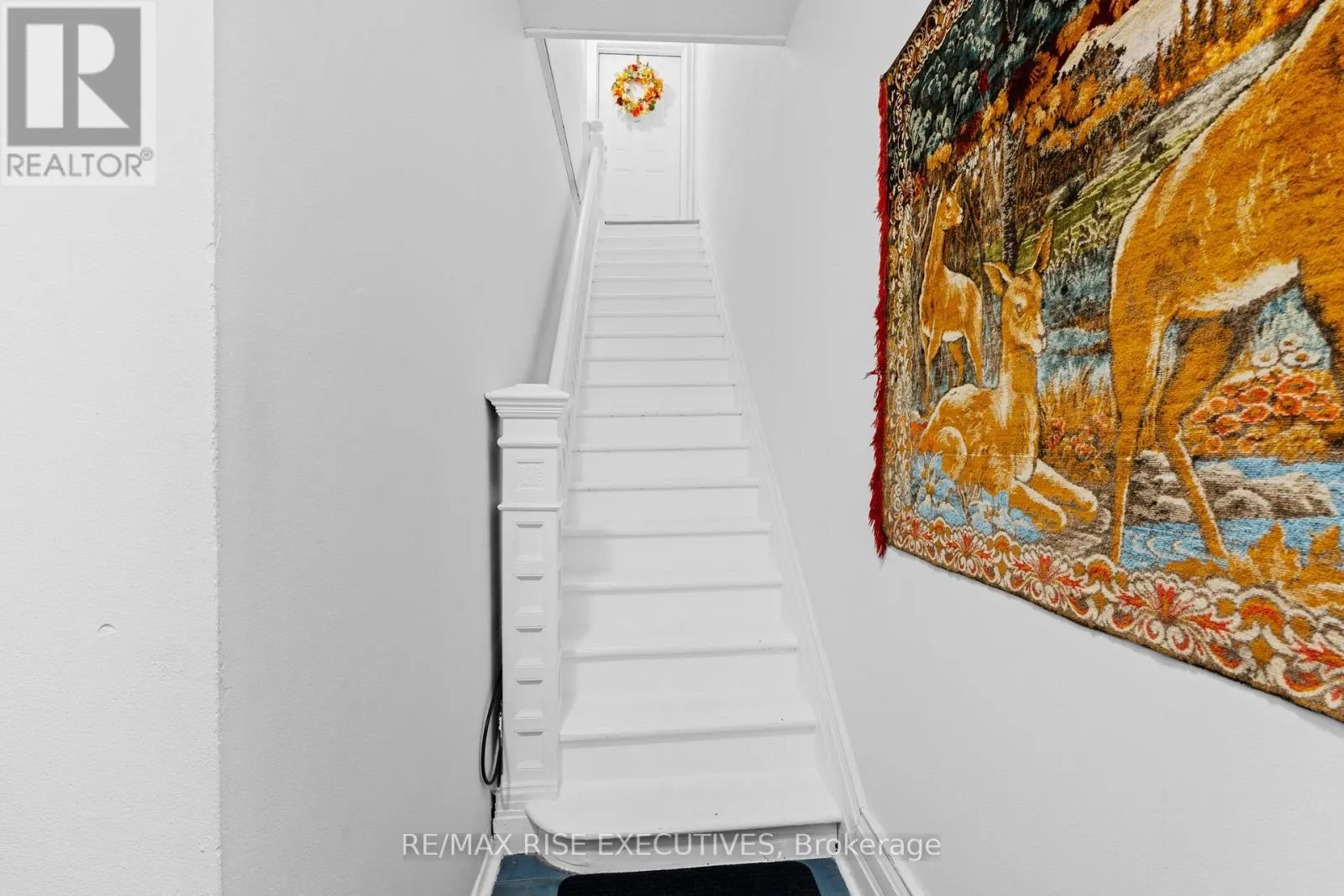 73 KING STREET E