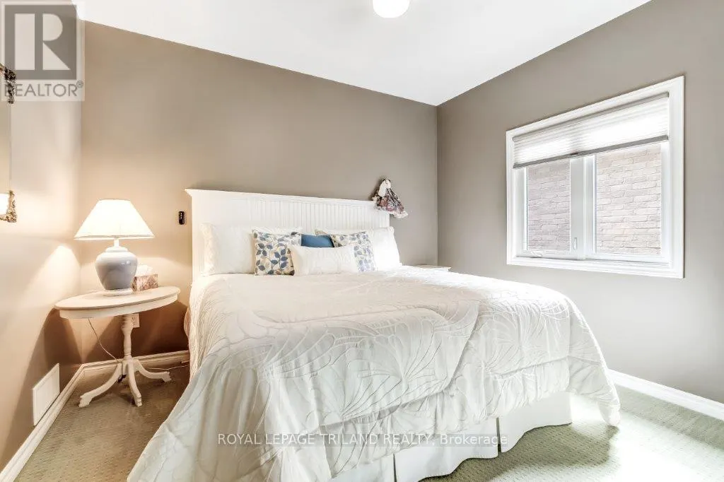 20 ENSLEY PLACE